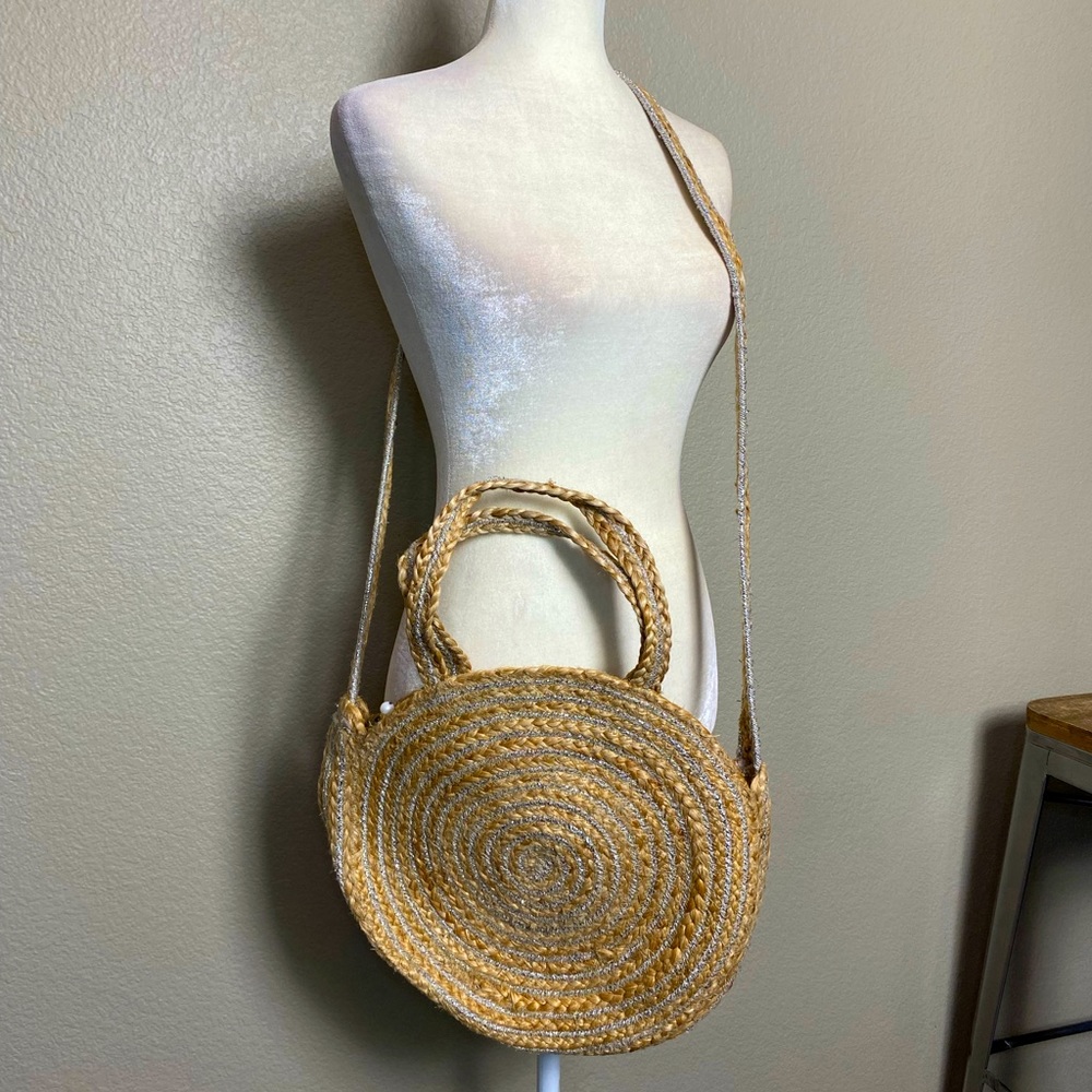 Vintage Style Raffia Straw Metallic Thread Round Crossbody Bag